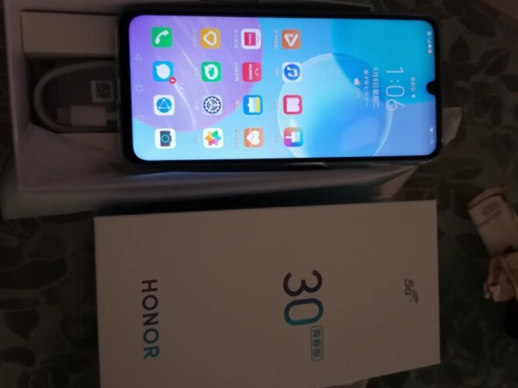 华为荣耀6手机咋样华为手机荣耀60多少钱-第1张图片-亚星国际官网