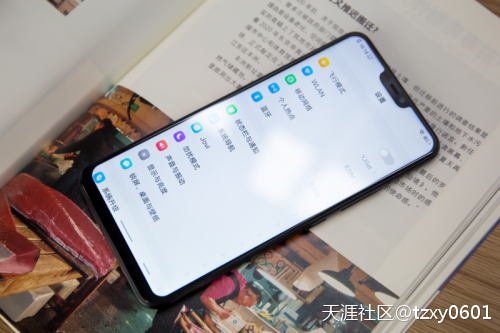 华为手机状态栏不会滑
:亿智蘑菇评测|vivo Z1全面评测：优秀综合表现促成中端旗舰新王者-第2张图片-亚星国际官网