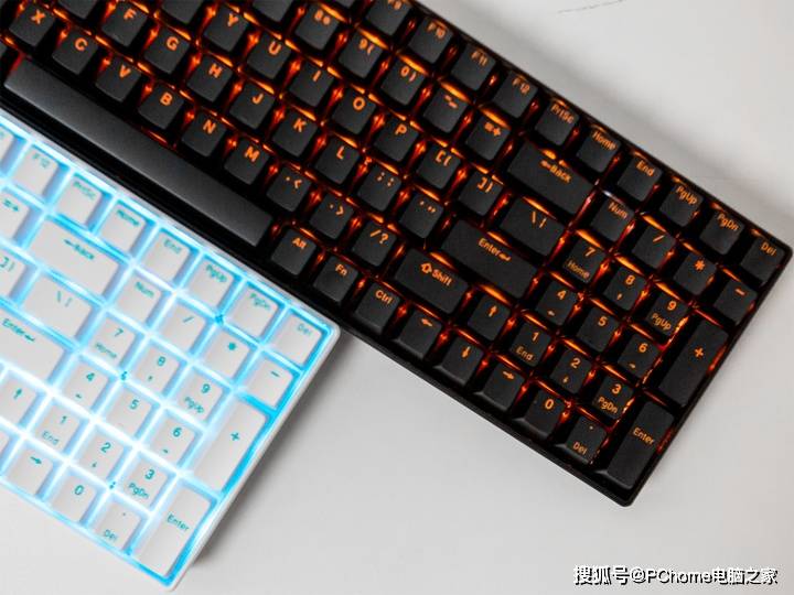 苹果键盘加长版:全键热插拔96%配列 雷柏V500DIY-100游戏机械键盘评测-第4张图片-亚星国际官网