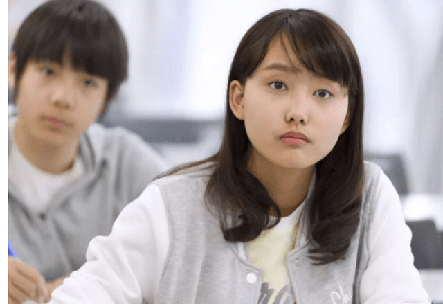 学校小苹果学生版小萍小苹果筷子兄弟mv-第2张图片-亚星国际官网